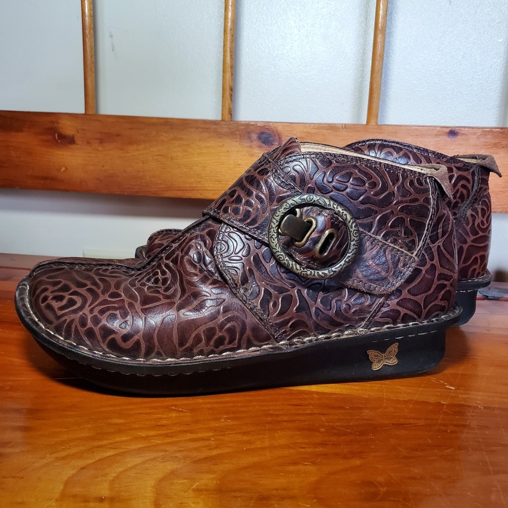 Alegria‎ Caiti Brown Embossed Leather Ankle Boot Bootie Blossom Size 37 US 6.5/7 - Picture 2 of 15